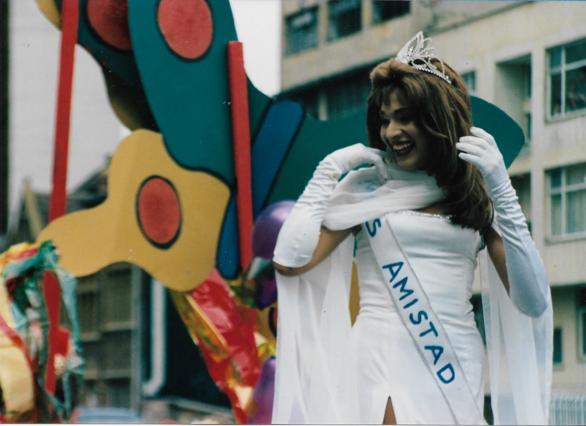 Miss Amistad