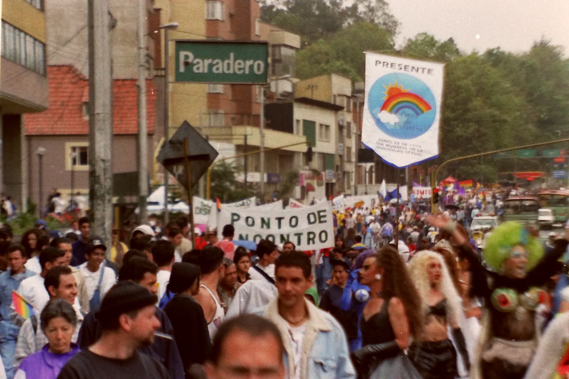 Cartel: "Ponto de encontro", toma 1