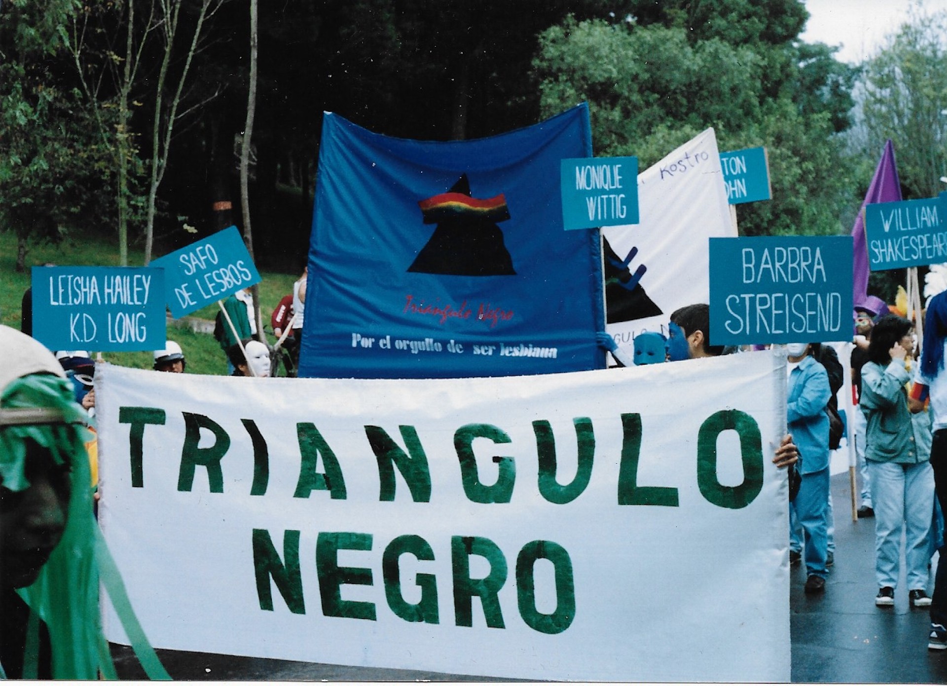 Cartel: Triángulo Negro, toma 4