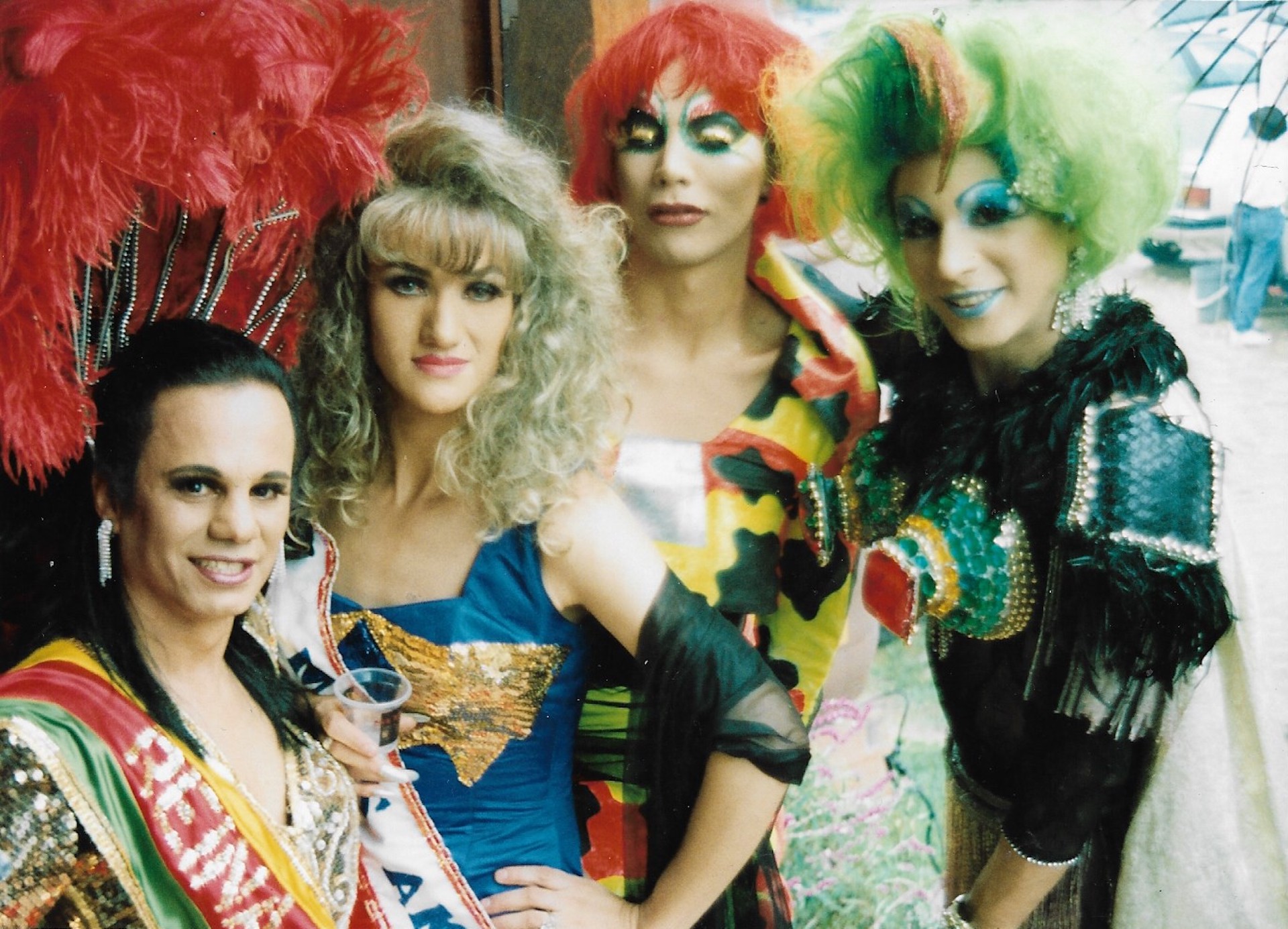 Retratos Drag: Cuatro reinas posan ante la cámara, toma 2