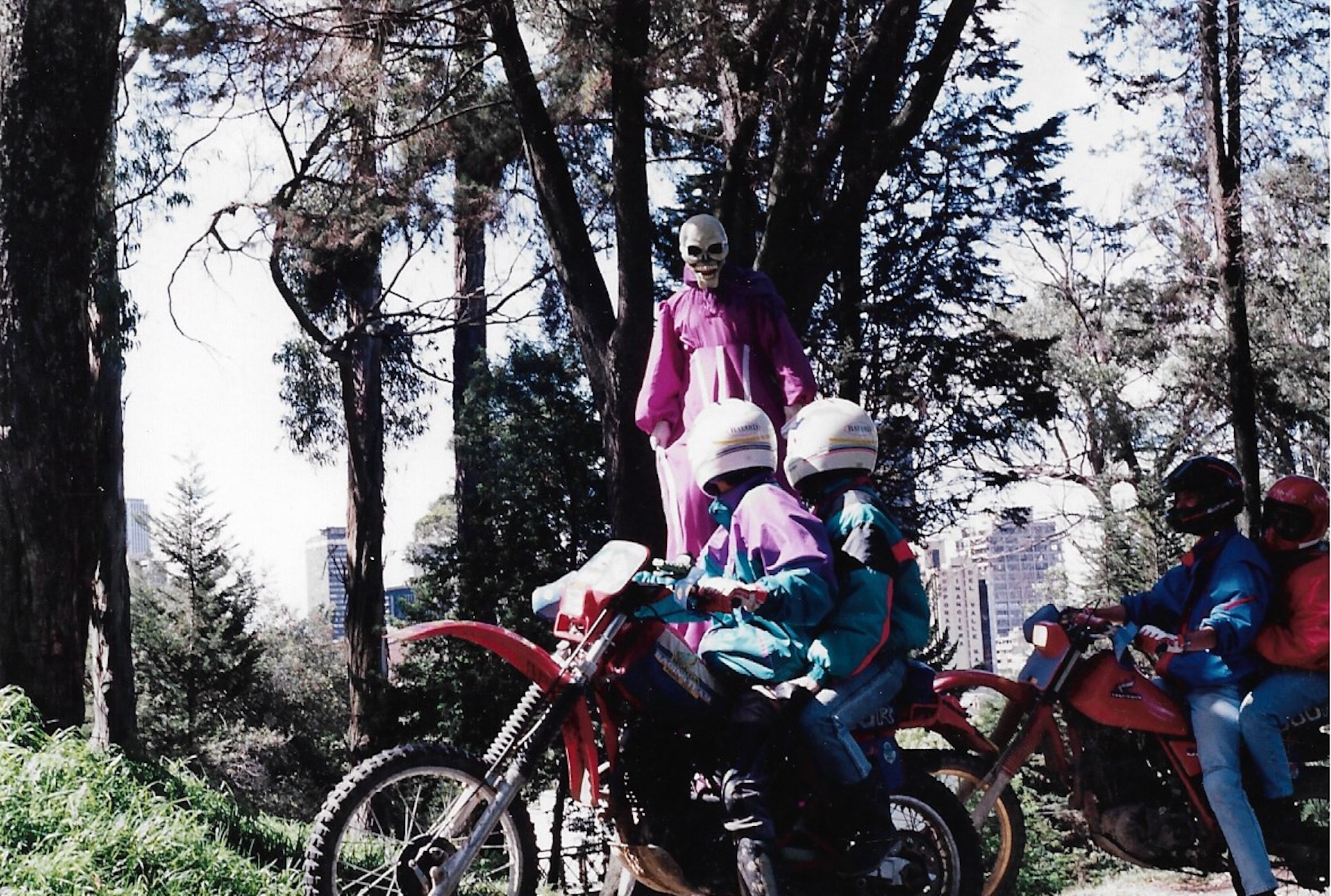 "La Catrina" y los motociclistas
